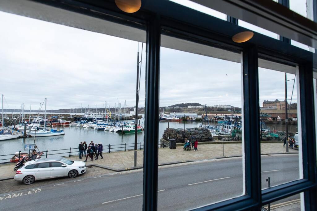 Herring Girl House - Harbourside Property, Sleeps 8 Scarborough Exterior foto